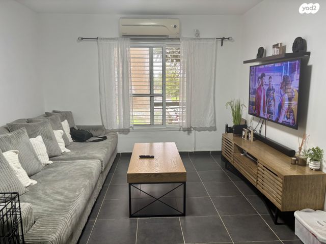 שמגר בן ענת 1