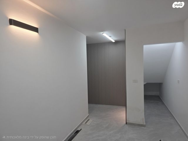 אביבה ומתיתיהו לוסטרניק 10