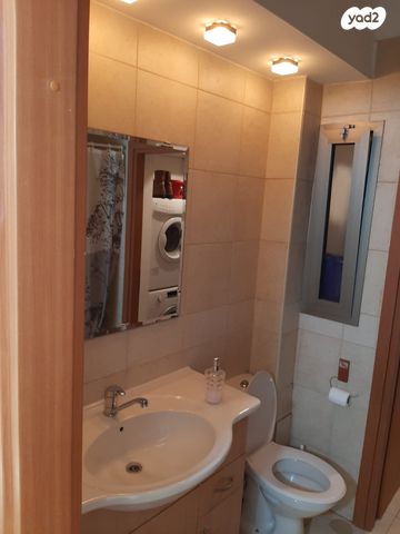 דירה, סוקולוב 24, מגדיאל, הוד השרון