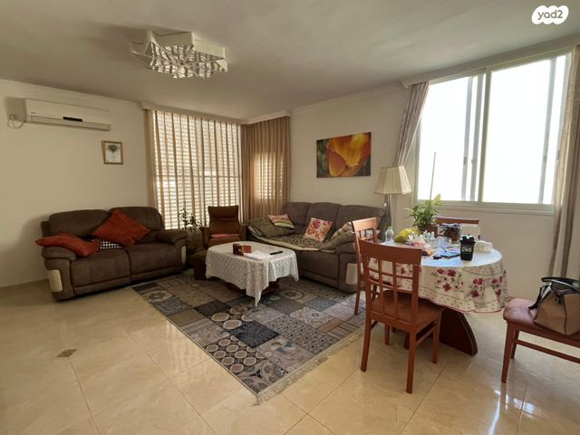 שדרות חיים וייצמן 89