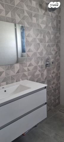 דירה, דרך דגניה 60, קרית השרון, נתניה