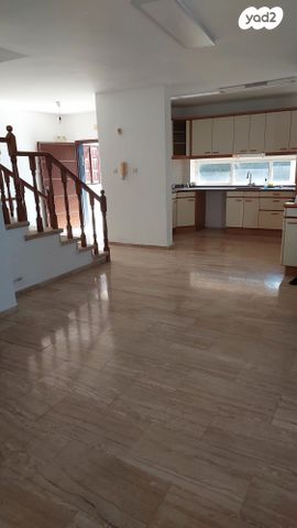 דו משפחתי, האשל 5, שיכוני המזרח, ראשון לציון