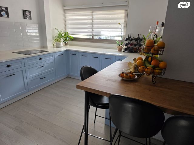 דירה, משה פורר 2, היובל, שרונה, רחובות