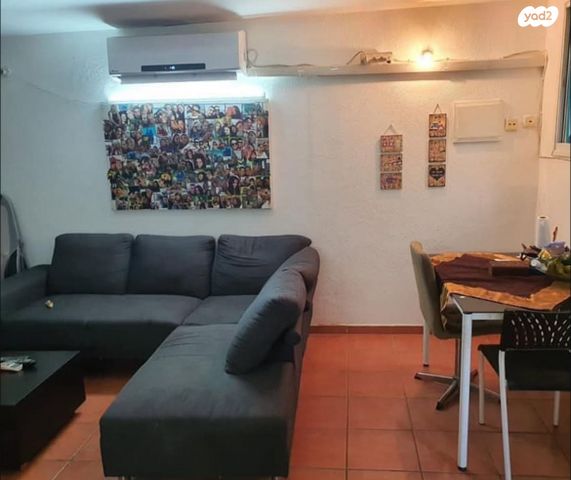 יחידת דיור, האורן 403, ברקן, ברקן