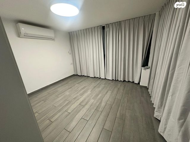 יחידת דיור, שלום שבזי 6, פרדסיה