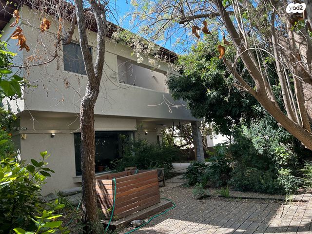 בית פרטי/ קוטג', יערה 3, קרית קריניצי, רמת גן