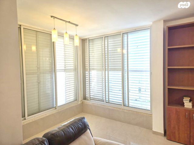 דירה, אהרון אייזנברג 11, א' / צפון מזרח העיר, רחובות