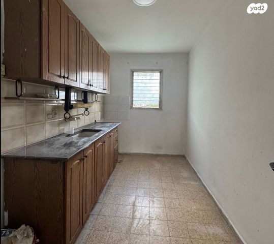 רבקה ומרדכי גובר 7