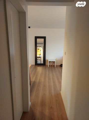 רחבעם זאבי 33