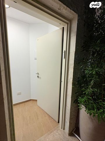 דירה, אורן 10, מבשרת ירושלים, מבשרת ציון