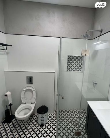 דירת גן, המכבים 2, נווה נאמן, הוד השרון