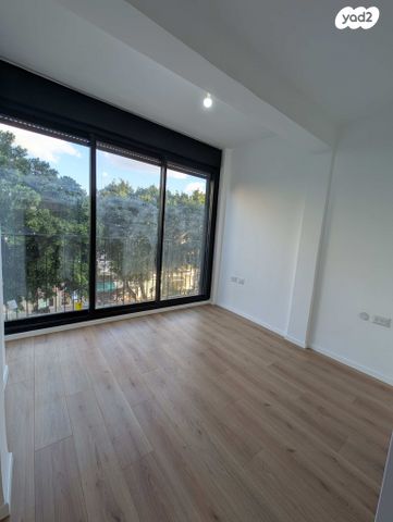 דירה, שדרות ירושלים 48, צפון יפו, המושבה האמריקאית-גרמנית, תל אביב יפו