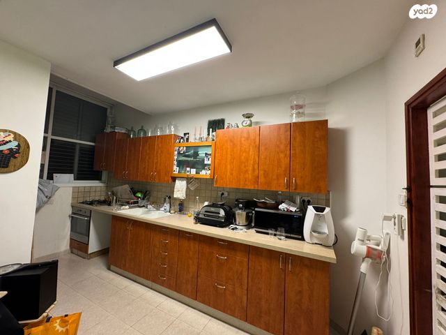 דירה, המלבן 12, הל"ה, גבעתיים