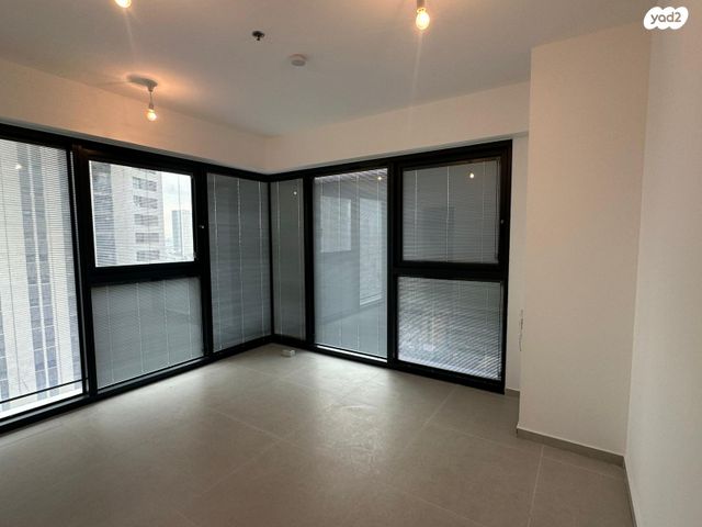 דירה, תוצרת הארץ 5, נחלת יצחק, תל אביב יפו