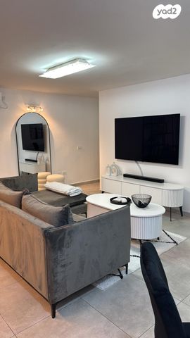 יחידת דיור, אריות הגולן 9, רמת אמיר, קדימה צורן