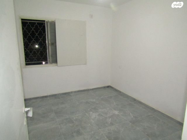 דירה, ורד 27, לב מוצקין, בנה ביתך, קרית מוצקין