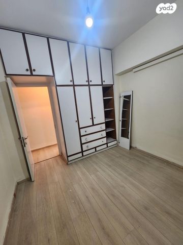 דירה, רחל 1, מרכז העיר, סביניה, הוותיקה, קרית ביאליק