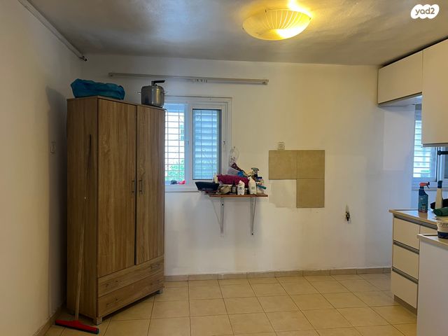 דירה, יוסף טרומפלדור 5, אושיות, רחובות