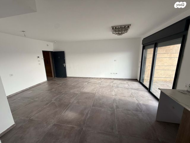 דירה, אריאל שרון 56, ברנע, אשקלון