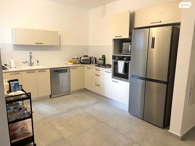 דירה, נורית הירש 11, דרום חדש, פארק הים, בת ים