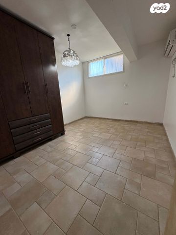 דירה, האלון 1, מגדל, מגדל