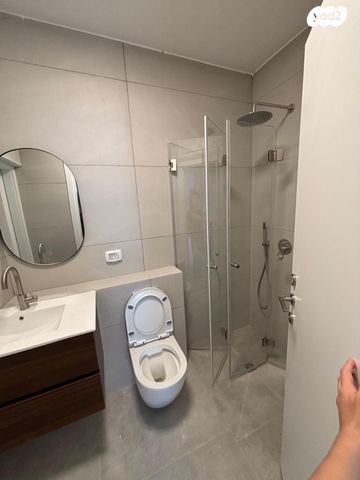 דירה, שדרות חיים וייצמן 55, צפון מערב מרכז העיר, נתניה