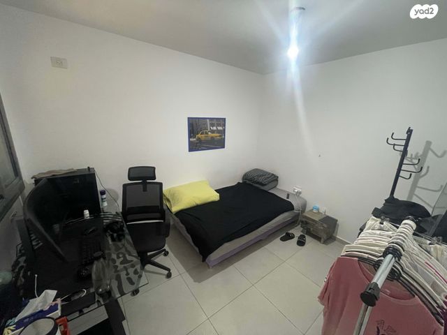 דירה, יחד  18, בצוותא, חריש