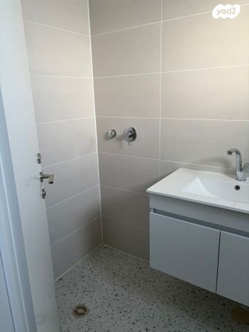 דירה, לאה גולדברג 16, צפון נס ציונה, נס ציונה