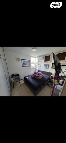 דירה, אח"י דקר 12, נווה שרת, תל אביב יפו