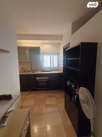 דירה, צבי אלון 2, מרכז העיר דרום, נתניה