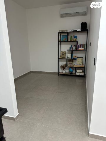 יחידת דיור, שדרות צפריר 32, נווה רבין, אור יהודה