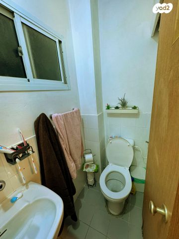 דירה, אהרון לובלין 32, גני אביב, לוד