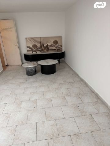 מרתף/ פרטר, רבנו וידל הצרפתי 6, רובע ט', אשדוד