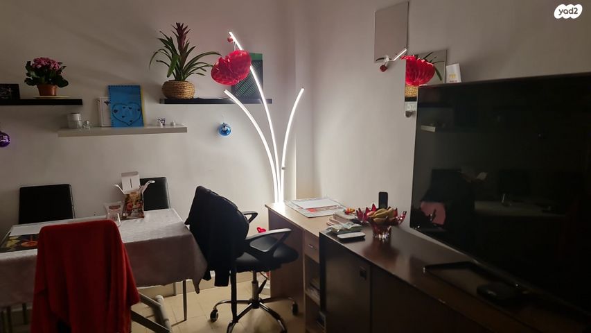 חיבת ציון 43