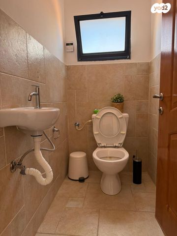 דירת גן, זאב ז'בוטינסקי 29, הראשונים, שלומי