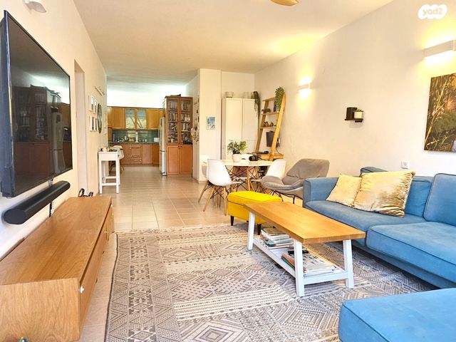 דירה, הרב קוסובסקי 22, בבלי, תל אביב יפו