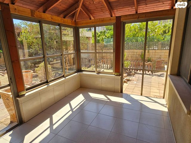 בית פרטי/ קוטג', שלדון גלשאו 3, קרית חתני פרס נובל, ראשון לציון