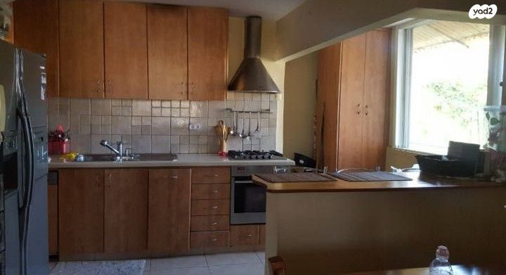 טרומפלדור 24