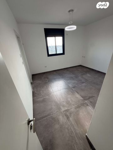 דירה, אריאל שרון 56, ברנע, אשקלון