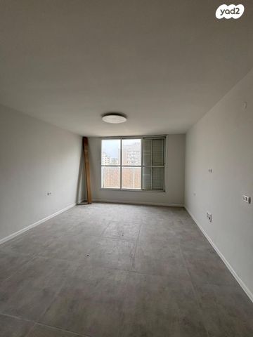 שדרות חיים וייצמן 55