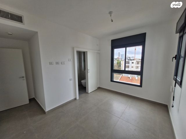 דירה, דניאל 3, ניצנה, בת ים