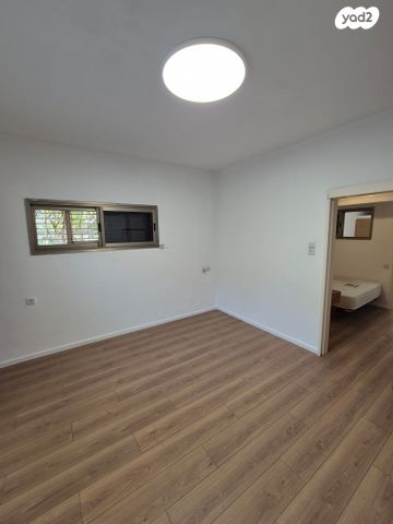 דירה, כינרת 6, נווה יהושע, ערמונים, רמת גן