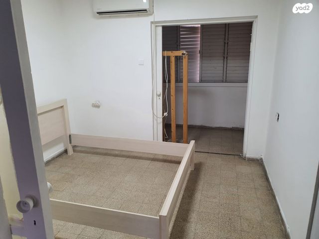 תל גיבורים 32