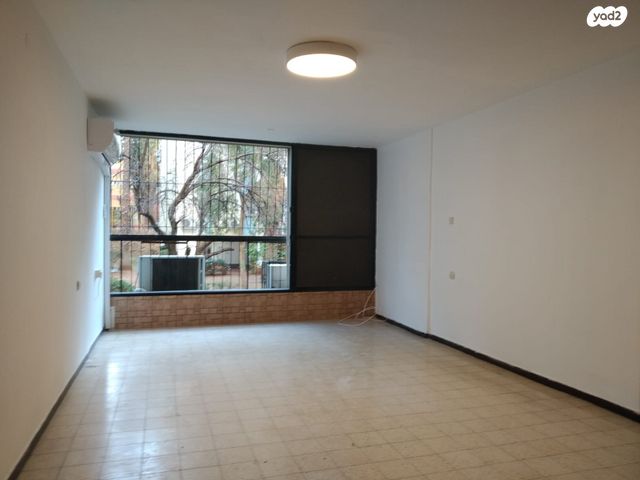 דירה, צה"ל 4, רמת ורבר, פתח תקווה