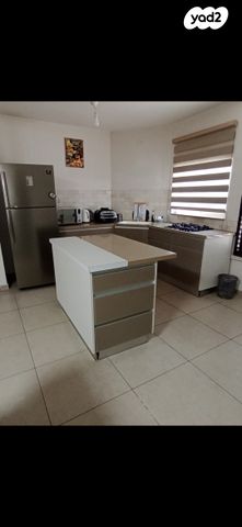 דירה, חומה ומגדל 23, קרית חיים מזרחית, חיפה