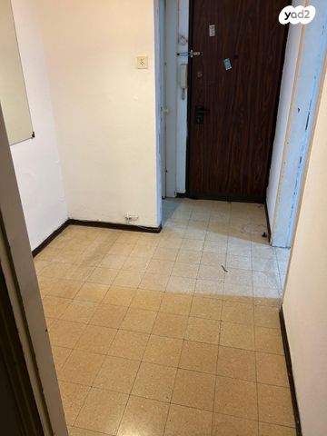 דירה, חיים וייצמן 70, מרכז, קרית עבודה, חולון