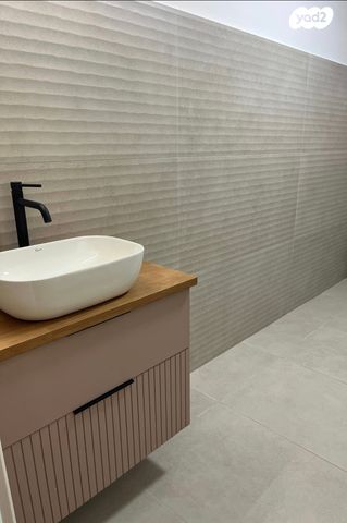 הדגל העברי 11