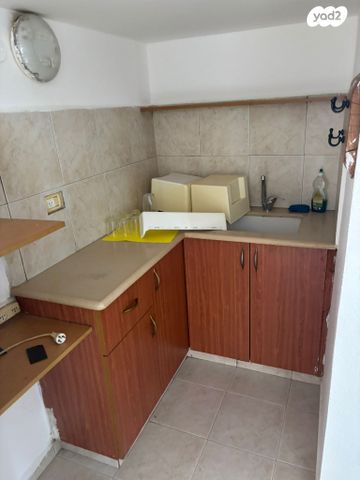 יחידת דיור, שדרות ספיר 43, בן גוריון, טבריה