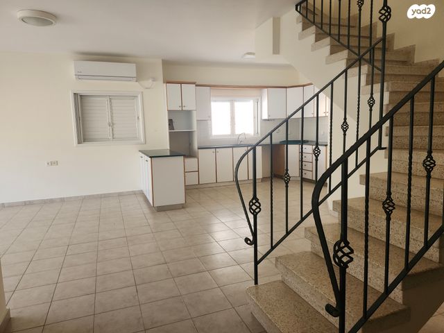 דופלקס, שירת הזמיר 11, הרצליה הצעירה, הרצליה