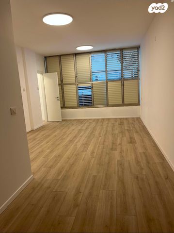 דירה, הדגל העברי 11, כצנלסון, ראשון לציון